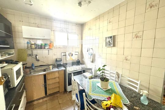 Cozinha de apartamento à venda com 2 quartos, 48m² em Conjunto Habitacional Padre Manoel da Nobrega, São Paulo