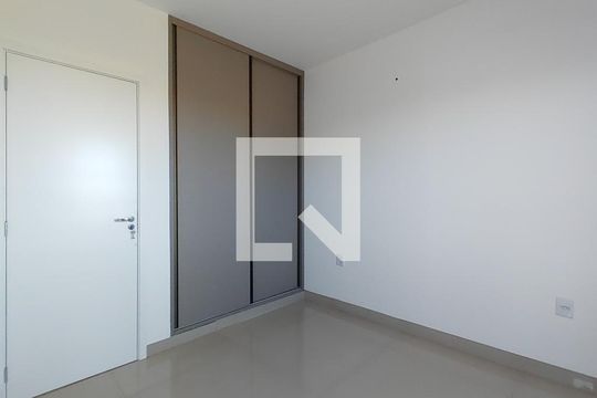 Suíte de apartamento para alugar com 2 quartos, 57m² em Nova Uberlândia, Uberlândia