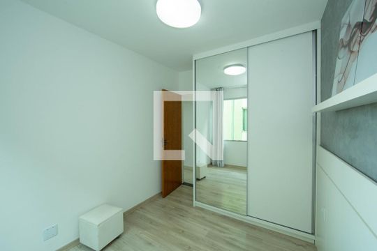 QUARTO1 de apartamento para alugar com 2 quartos, 60m² em Salgado Filho, Belo Horizonte