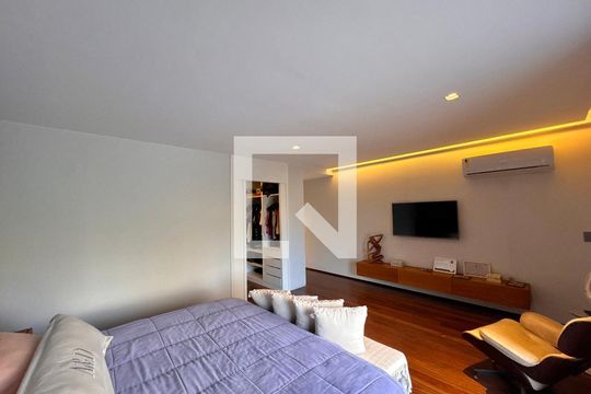 Suíte 1 de casa de condomínio à venda com 4 quartos, 407m² em Barra da Tijuca, Rio de Janeiro