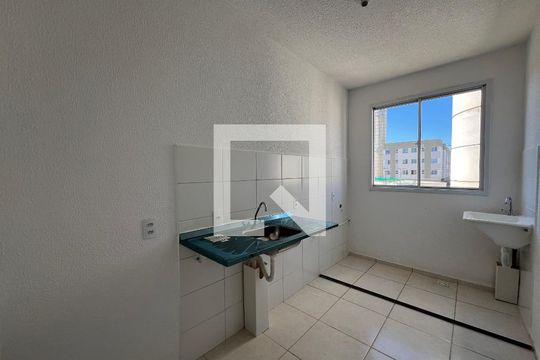 Cozinha e Área de Serviço de apartamento à venda com 2 quartos, 48m² em Arvoredo Ii, Contagem