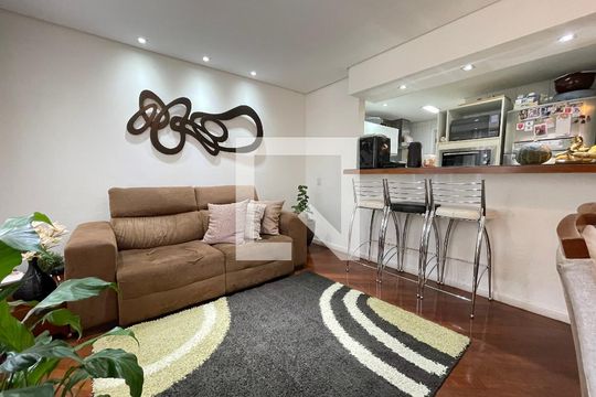 Sala de casa de condomínio à venda com 3 quartos, 163m² em Ferreira, São Paulo