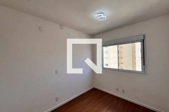 Quarto de apartamento para alugar com 2 quartos, 58m² em Vila Rosalia, Guarulhos