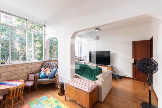 Sala de apartamento à venda com 5 quartos, 160m² em Tijuca, Rio de Janeiro
