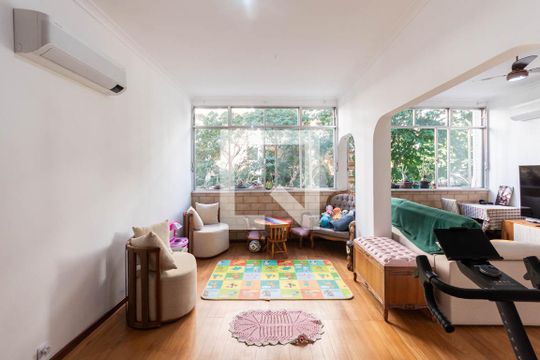 Sala de apartamento à venda com 5 quartos, 160m² em Tijuca, Rio de Janeiro