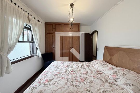 Casa à venda com 4 quartos, 450m² em Mooca, São Paulo