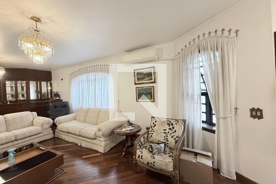Casa à venda com 4 quartos, 450m² em Mooca, São Paulo