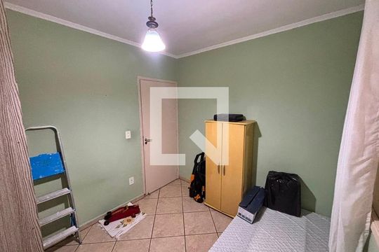 Quarto de casa à venda com 3 quartos, 197m² em Vila Guaraciaba, Santo André