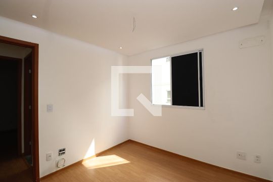 Quarto 1 de apartamento para alugar com 2 quartos, 46m² em Jardim das Margaridas, Salvador