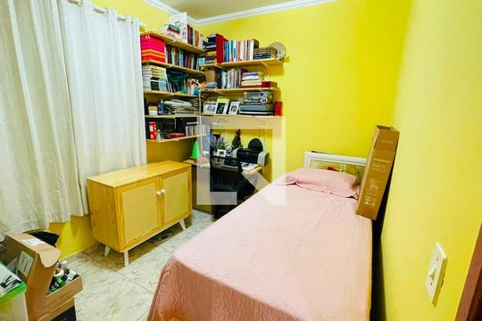 Apartamento para alugar com 2 quartos, 45m² em Jardim Isis, Cotia