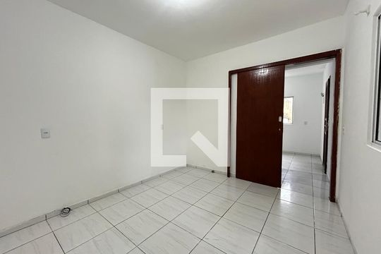 Studio de kitnet/studio para alugar com 1 quarto, 35m² em Barreiros, São José