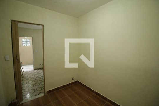 Quarto 1 de casa de condomínio para alugar com 2 quartos, 120m² em Taquara, Rio de Janeiro