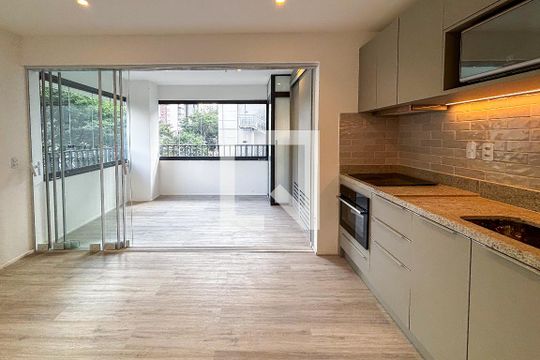 Apartamento para alugar com 2 quartos, 60m² em Pinheiros, São Paulo