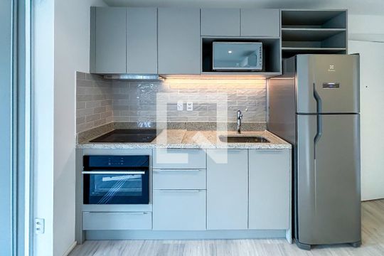 Apartamento para alugar com 2 quartos, 60m² em Pinheiros, São Paulo