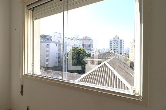 Janela do Quarto 1 de apartamento à venda com 2 quartos, 66m² em Bom Fim, Porto Alegre