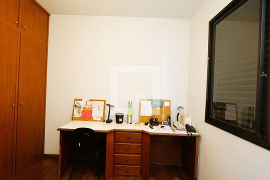 Quarto 1 de apartamento à venda com 3 quartos, 120m² em Carlos Prates, Belo Horizonte