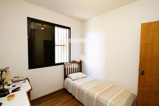 Quarto 1 de apartamento à venda com 3 quartos, 120m² em Carlos Prates, Belo Horizonte