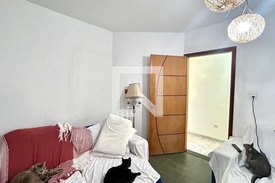 Quarto 1 de casa para alugar com 5 quartos, 220m² em Jardim Iv Centenario, Guarulhos