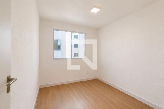 Quarto 2 de apartamento para alugar com 2 quartos, 47m² em Restinga, Porto Alegre