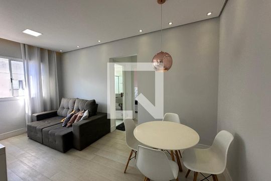 Sala de apartamento à venda com 2 quartos, 51m² em Centro, Barueri