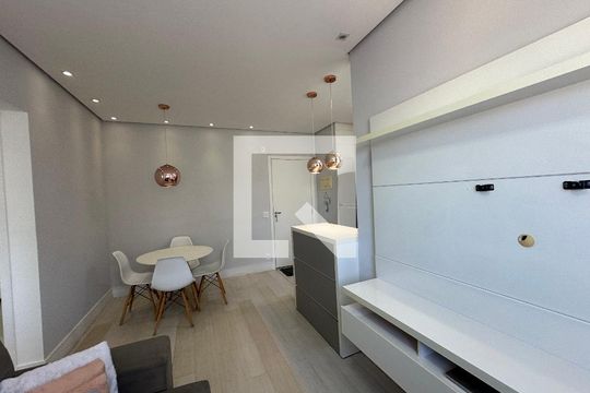 Sala de apartamento à venda com 2 quartos, 51m² em Centro, Barueri