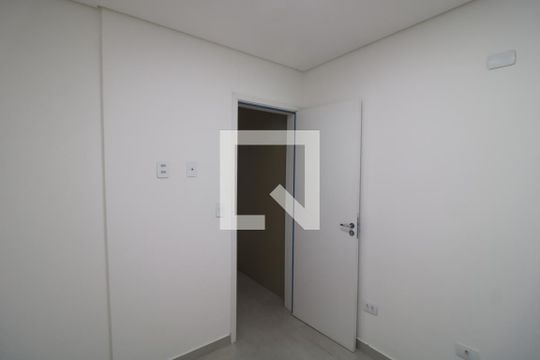 Quarto 2 de apartamento para alugar com 2 quartos, 42m² em Vila Zelina, São Paulo
