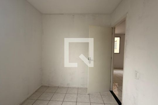 Quarto de apartamento para alugar com 2 quartos, 70m² em Parque Fluminense, Duque de Caxias