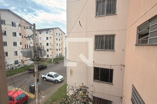 Vista Sala de apartamento para alugar com 2 quartos, 70m² em Parque Fluminense, Duque de Caxias