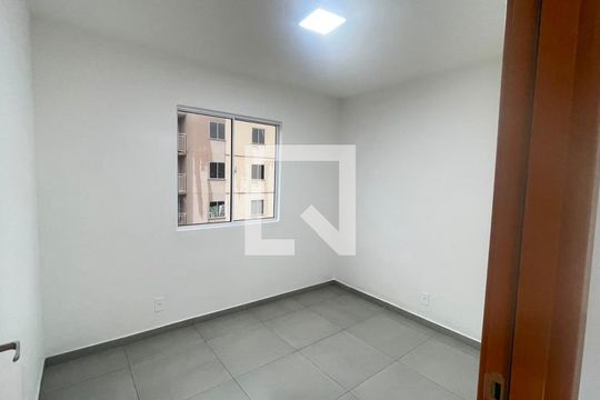 Quarto 2 de apartamento para alugar com 2 quartos, 47m² em Granja Viana, Cotia