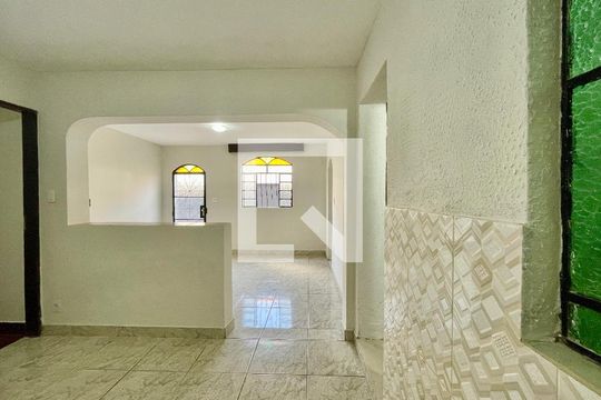 Casa para alugar com 2 quartos, 180m² em Casa Branca, Belo Horizonte