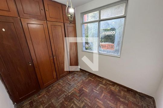 Quarto de apartamento para alugar com 2 quartos, 76m² em Centro, Belo Horizonte