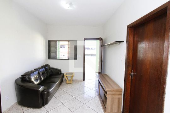 Sala de casa à venda com 4 quartos, 360m² em Vista Alegre, Belo Horizonte