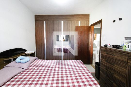 Quarto 1 de casa à venda com 4 quartos, 360m² em Vista Alegre, Belo Horizonte