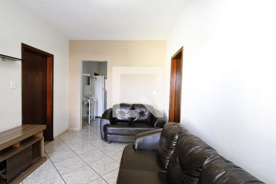 Sala de casa à venda com 4 quartos, 360m² em Vista Alegre, Belo Horizonte
