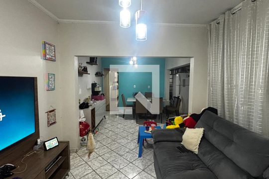 Casa à venda com 2 quartos, 165m² em Parque Erasmo Assunção, Santo André
