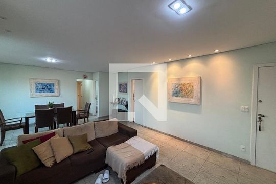 Apartamento à venda com 4 quartos, 122m² em Nova Floresta, Belo Horizonte