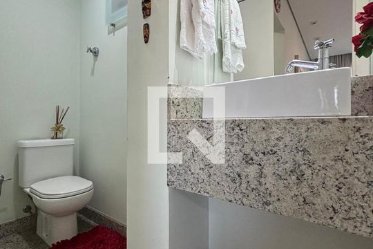 Apartamento à venda com 4 quartos, 122m² em Nova Floresta, Belo Horizonte