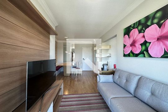 Sala de apartamento à venda com 3 quartos, 81m² em Melville Empresarial Ii, Barueri