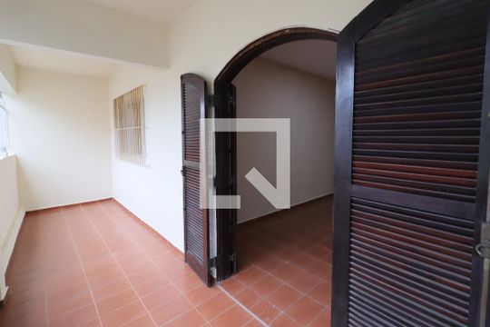 Quarto 1 de casa para alugar com 4 quartos, 172m² em Vila Osasco, Osasco
