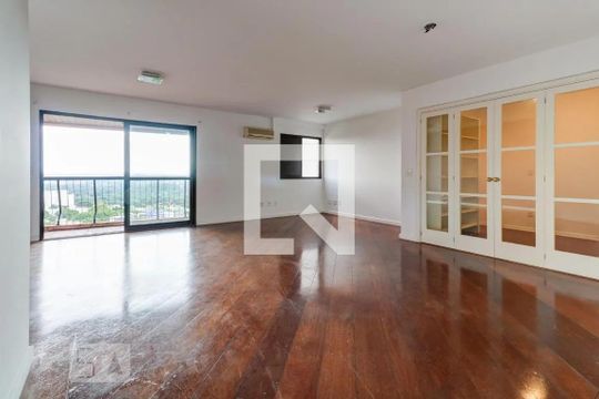 Sala de apartamento à venda com 3 quartos, 130m² em Pinheiros, São Paulo