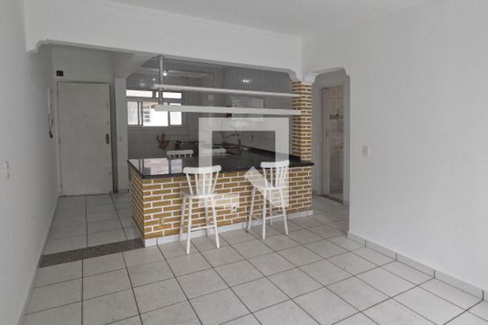 Apartamento para alugar com 2 quartos, 90m² em José Menino, Santos