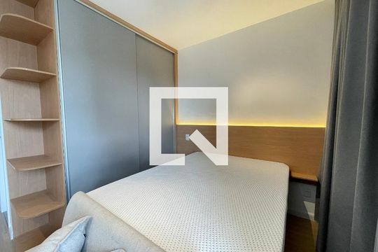 Sala/Quarto de apartamento para alugar com 1 quarto, 25m² em Butantã, São Paulo