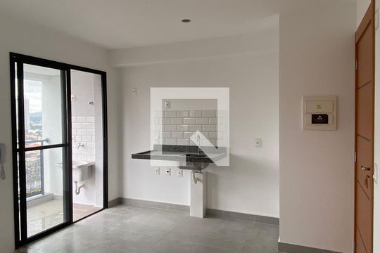 Quarto - Cozinha de kitnet/studio para alugar com 1 quarto, 25m² em Centro, Osasco