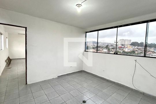 Quarto 1 de apartamento para alugar com 2 quartos, 75m² em Jardim Baruch, Guarulhos