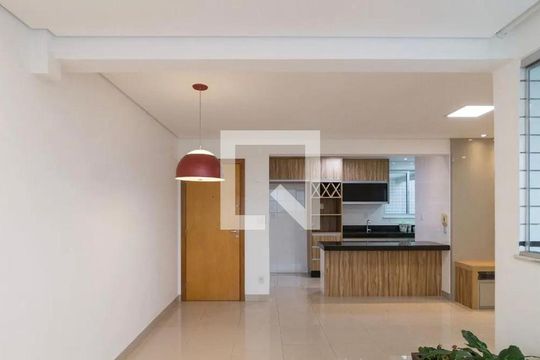 Apartamento para alugar com 2 quartos, 65m² em Castelo, Belo Horizonte