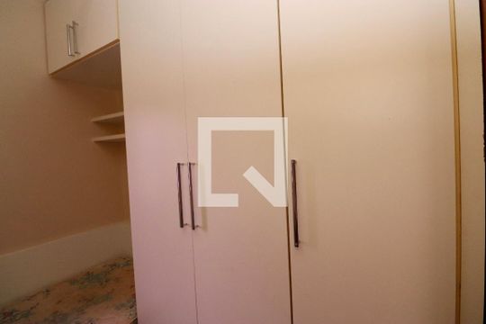 Quarto 1 de apartamento para alugar com 3 quartos, 82m² em Itaigara, Salvador