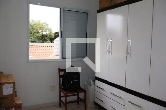 Quarto de apartamento para alugar com 2 quartos, 53m² em Quinta da Paineira, São Paulo