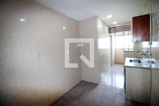 Cozinha de apartamento para alugar com 2 quartos, 68m² em Irajá, Rio de Janeiro