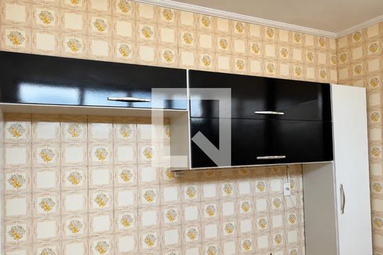 Cozinha de apartamento para alugar com 2 quartos, 72m² em Jardim Sao Dimas, São José dos Campos
