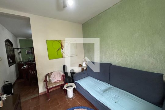 Sala de casa para alugar com 3 quartos, 105m² em Anchieta, Nilópolis